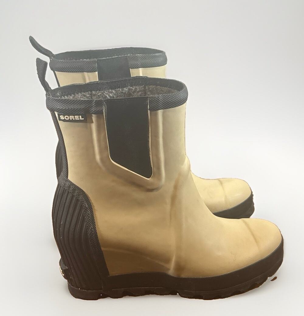 SOREL Joan Rain Wedge Chelsea Boots Women Size 9 Beach Sea Salt Black NL2754-214